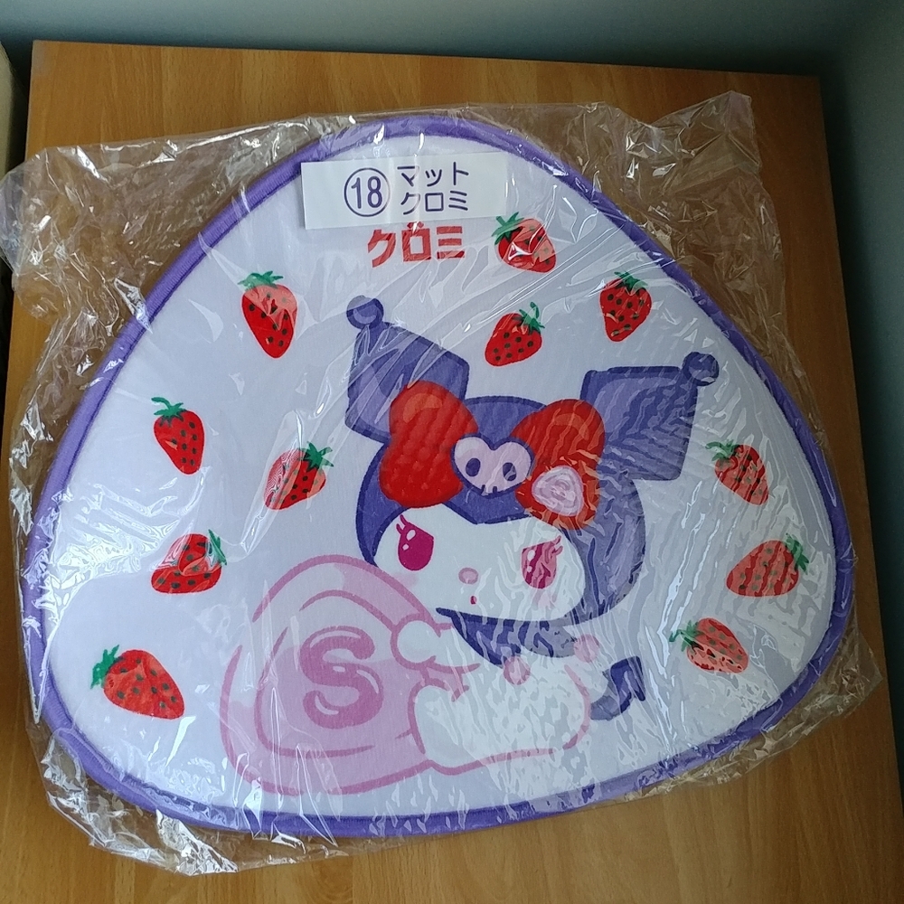 Sanrio x Sakuma Strawberry Milk Candy kuji floor mat - Kuromi